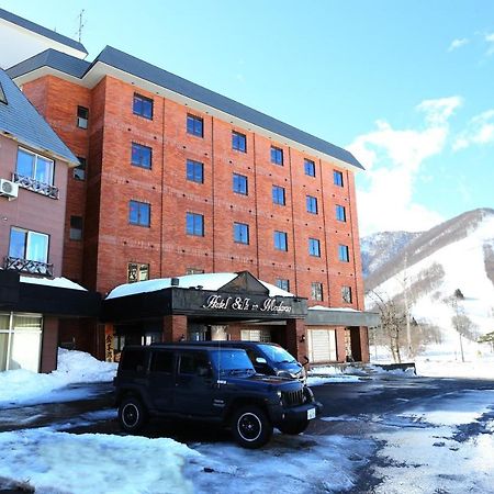 Hotel Silk Inn Madarao Iiyama Экстерьер фото